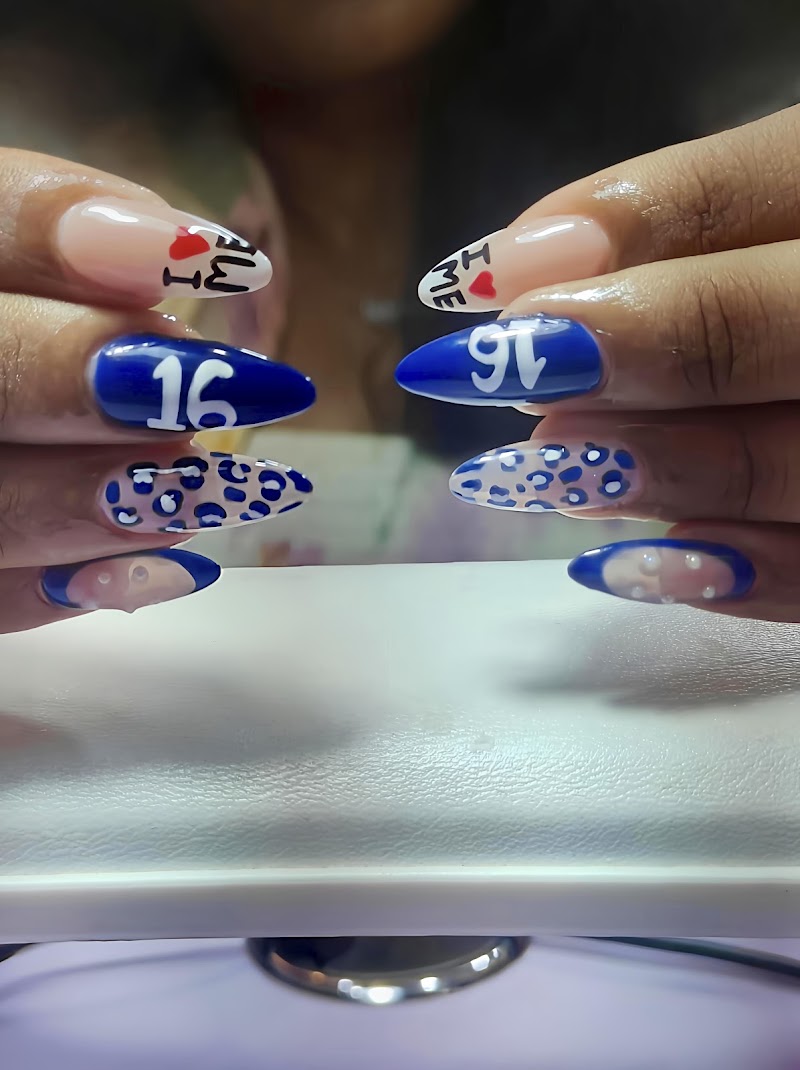 Nailscraft nail salon and Academy, nail salon in Nagpur, India, photo 6 of 9